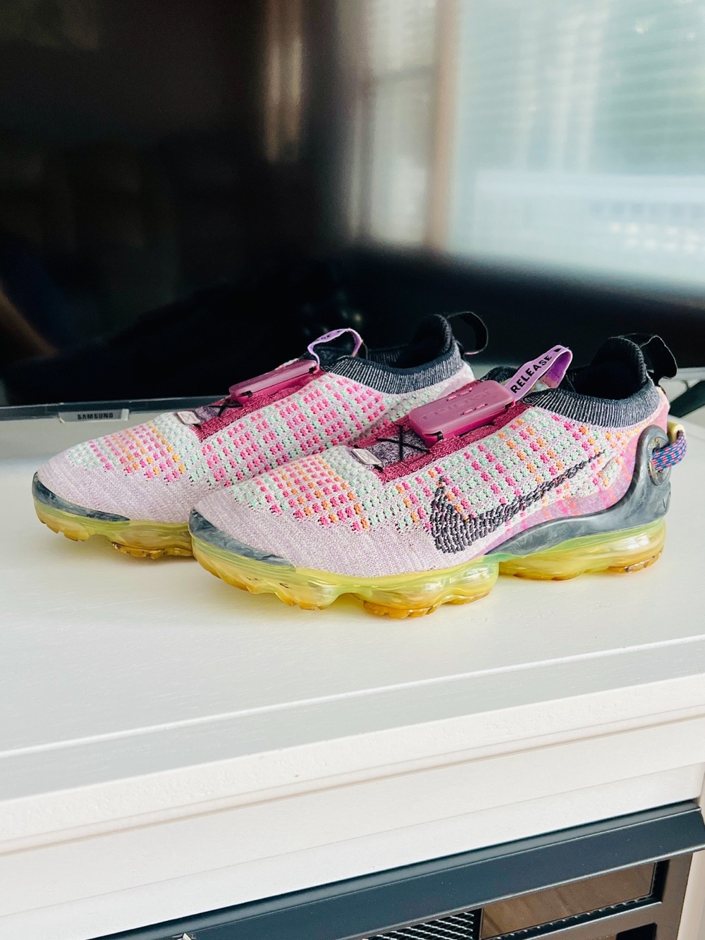 Nike Air VaporMax 2020 Flyknit Violet Ash Multicolor women’s size 6.5y